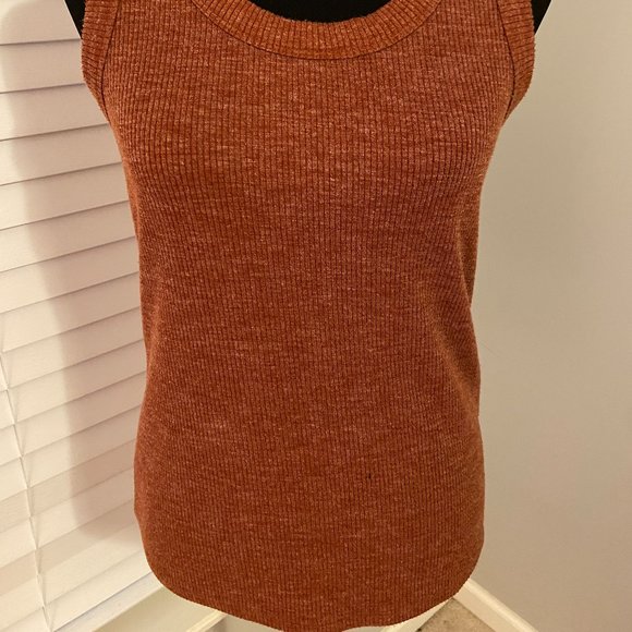 Burnt Orange Knit Tank Top - Picture 2 of 4